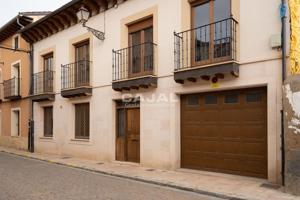 Casa En venta en Calle Isidro Rodríguez, Riaza photo 0