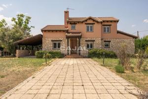 Casa En venta en Camino Del Peral, Fresno De Cantespino photo 0