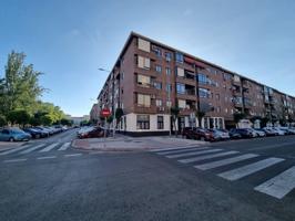 Piso En venta en Calle De Troya, San Blas, Madrid photo 0