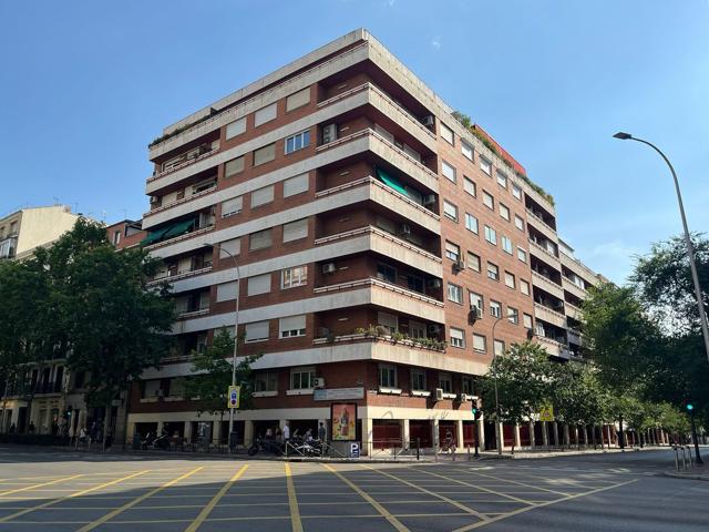Piso En venta en Moncloa, Madrid photo 0