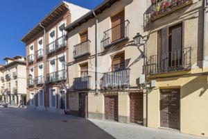 Casa En venta en Casco Histórico, Alcalá De Henares photo 0