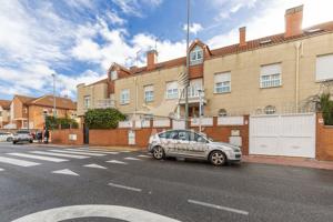 Casa En venta en Ensanche, Alcalá De Henares photo 0