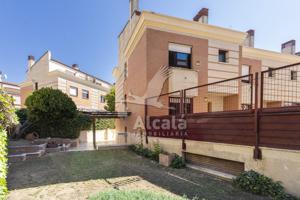 Casa En venta en Espartales, Alcalá De Henares photo 0