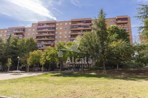 Piso En venta en Hortaleza, Madrid photo 0