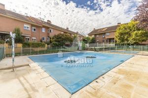 Casa En venta en Rinconada, Alcalá De Henares photo 0