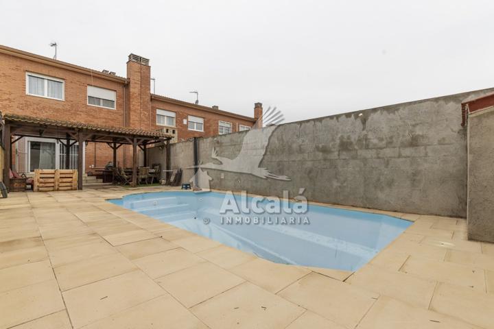 Casa En venta en Torrejón Del Rey photo 0