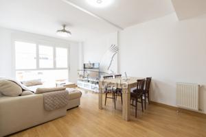 Piso En venta en Loeches photo 0
