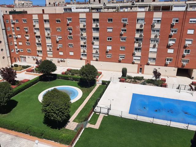 Piso En alquiler en Ensanche, Alcalá De Henares photo 0
