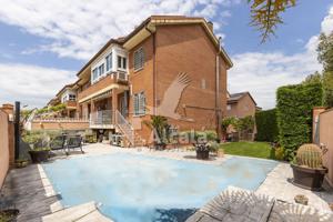Casa En venta en Ensanche, Alcalá De Henares photo 0