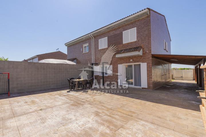 Casa En venta en Pioz photo 0
