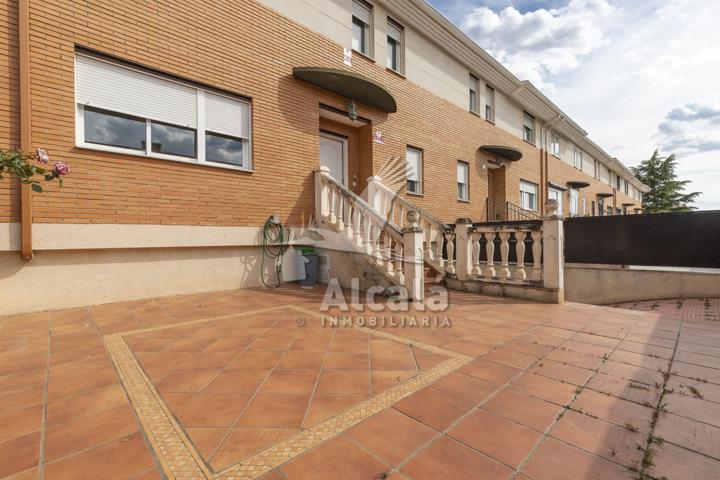 Casa En venta en Alovera photo 0