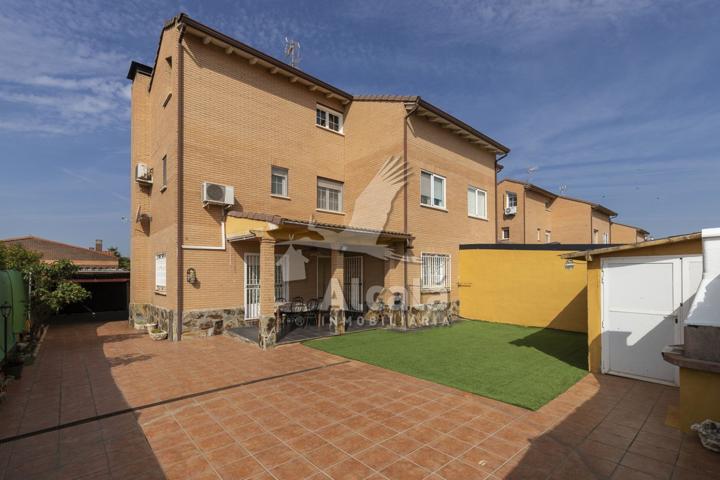 Casa En venta en Alovera photo 0