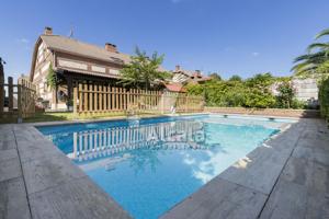 Casa En venta en Villanueva De La Torre photo 0