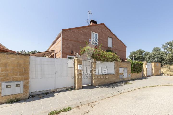 Casa En venta en Pioz photo 0