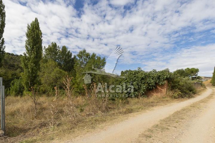 Terreno Urbanizable En venta en Hueva photo 0