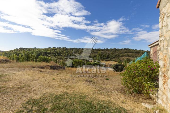 Terreno Urbanizable En venta en Hueva photo 0