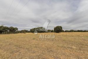 Terreno Urbanizable En venta en Hueva photo 0