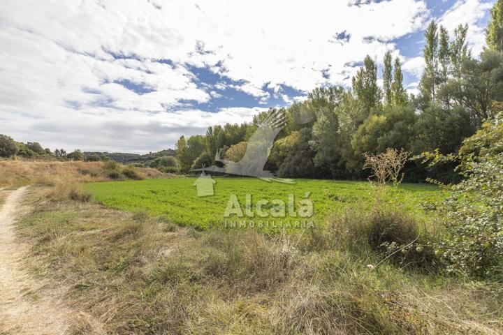 Terreno Urbanizable En venta en Hueva photo 0