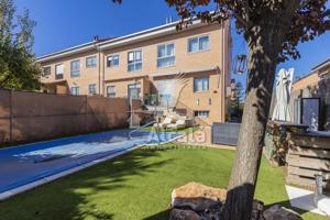 Casa En venta en Villalbilla photo 0