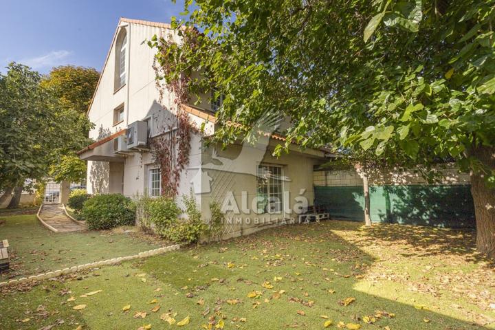 Casa En venta en Loeches photo 0