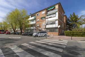 Casa En venta en Reyes Católicos, Alcalá De Henares photo 0