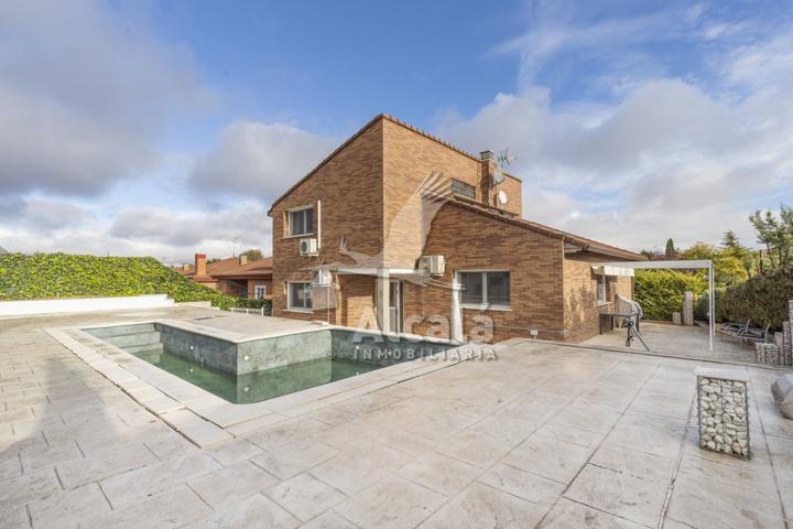 Casa En venta en Hita photo 0