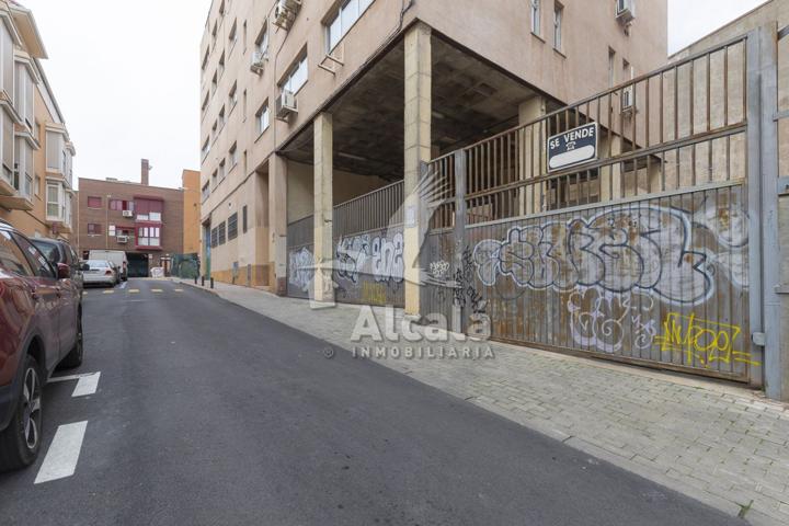 Parking Subterráneo En venta en Carabanchel, Madrid photo 0