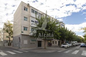 Casa En venta en Barrio De La Estación, Coslada photo 0