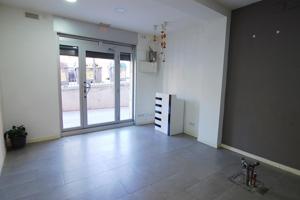 Local comercial junto colegio 45 m2 photo 0