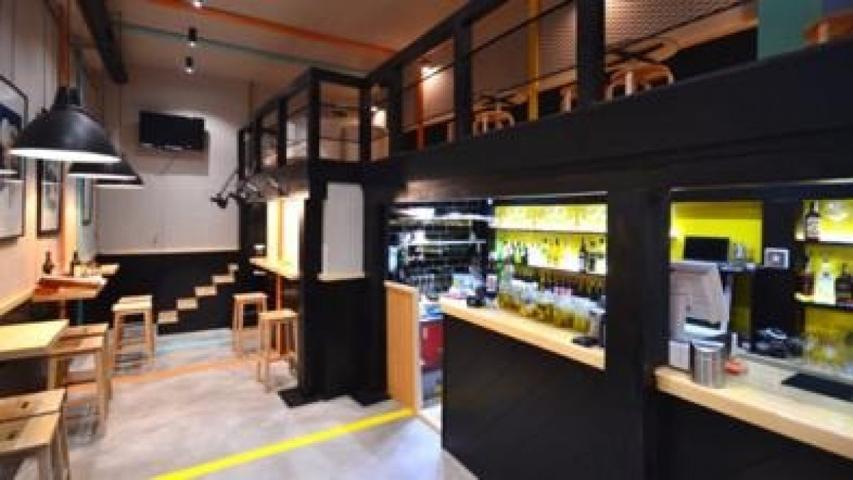 BAR TOTALMENTE MONTADO photo 0