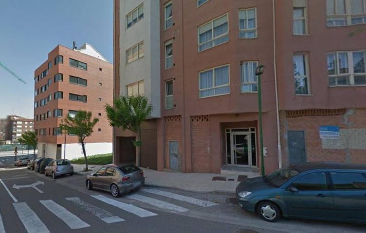 Almacén En venta en Zona Sur, Burgos photo 0