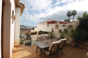 No sigas buscando¡¡ te ofrecemos esta bonita casa con maravillosas vistas de Almuñécar. photo 0