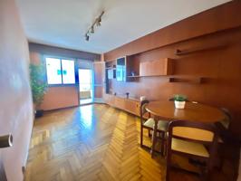 Piso en Conde de Torrecedeira photo 0