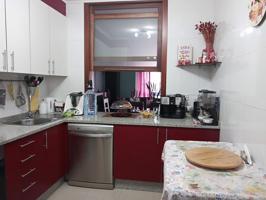 Piso 3 habitaciones zona Vialia photo 0