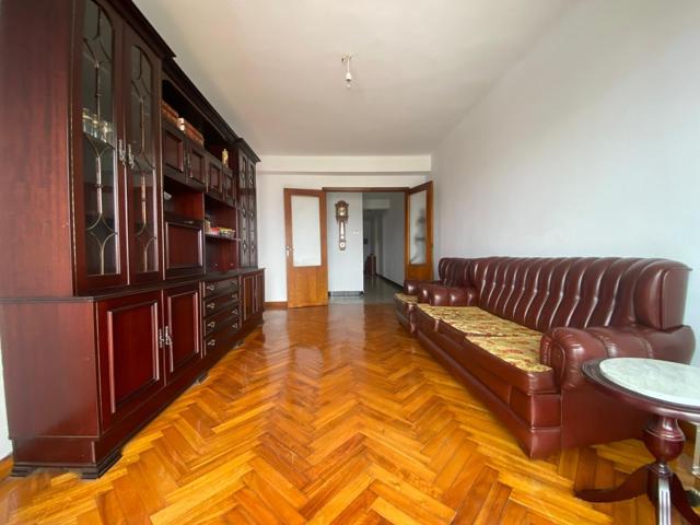 Piso en Venta en Teis photo 0