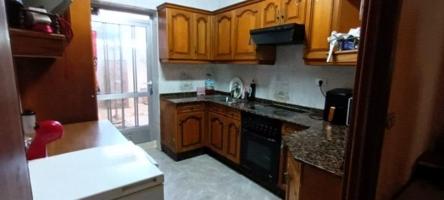 Piso en venta en Emilio Pardo Bazán photo 0