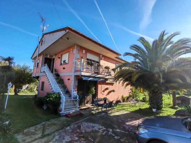 Casa independiente en Tui photo 0