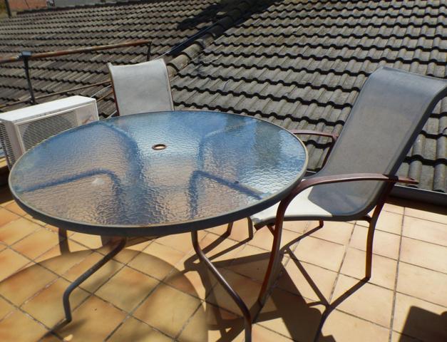 Casa de Planta Baja Reformada en Venta en Cardona – Con Solárium y 3 Habitaciones Dobles photo 0