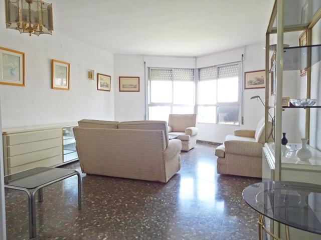 Piso en La Aurora - Avda Andalucia con garaje. photo 0