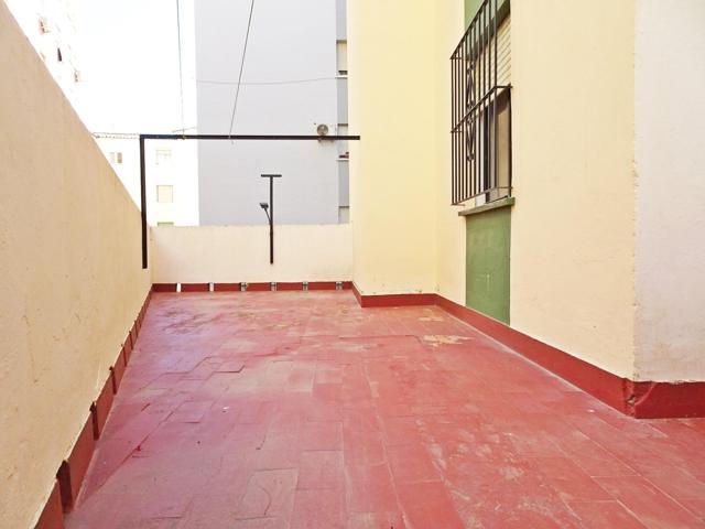 Amplio piso con terraza de 30 metros en los Tilos. photo 0