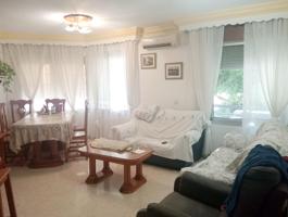¡Vivienda con gran potencial en Bailén-Miraflores! photo 0