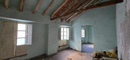 Casa en Venta en Archidona: Oportunidad de Reforma photo 0