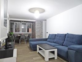 Piso en recinto cerrado en Ciudad Jardín con garaje y trastero. photo 0