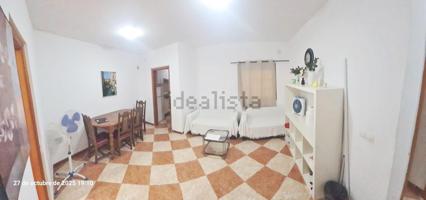 Piso a 300 metros del Vialia. photo 0