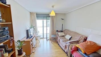 APARTAMENTO CON PISCINA PLAZA DE GARAJE Y TRASTERO photo 0