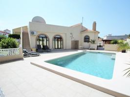 VILLA INDEPENDIENTE EN EL CHAPARRAL photo 0