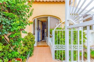 Chalet Independiente en Orihuela Costa photo 0