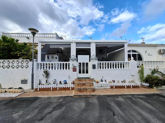 Bungalow en San Luis photo 0