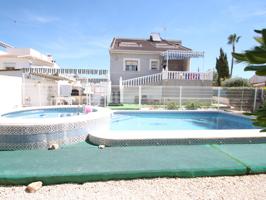 Chalet en San Luis photo 0