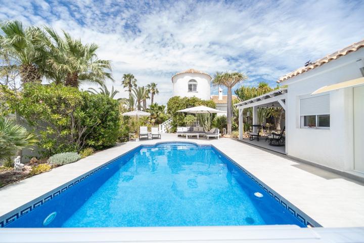 VILLA DE LUJO EN LA SIESTA - TORREVIEJA photo 0